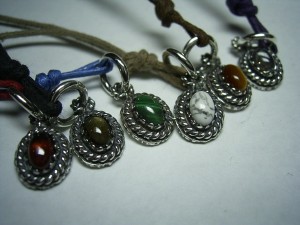 小粒石セットネック新色全種