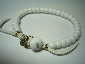 ホワイトオニキスストッパーシンプルビーズブレス