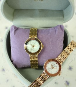 ISBIT 2012Winter¥Wendine 2012冬　物撮り¥W12717979  クリスタルウォッチ