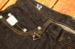 COMPASS WHIZ AWA VICTIM3