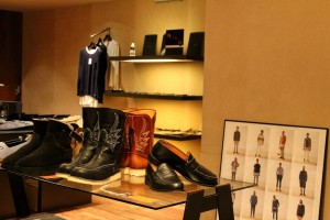 COMPASS WHIZ AWA VICTIM7