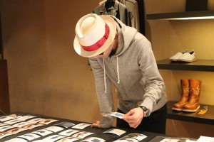 COMPASS VICTIM 通販