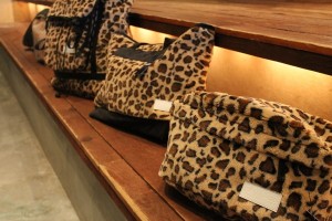 COMPASS VICTIM 通販