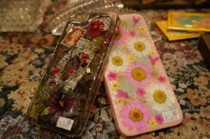 新潟 compass kivi アクセサリー iPhone ケース
