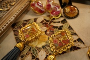 新潟 compass kivi アクセサリー ブローチ