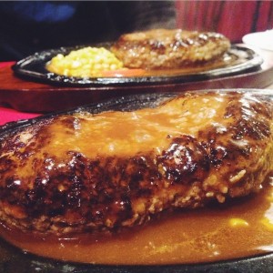 ブロンコ 新潟市 ハンバーグ shop compass BLOG ブログ 新潟 駅南 新潟市 サラダ スナップ 写真 美味しいお店